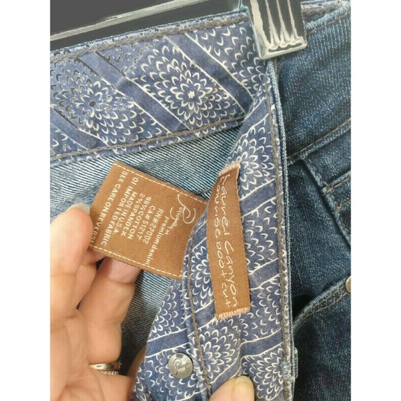 Paige 27 Laurel Canyon Low Rise Boot Cut Jeans - Picture 8 of 9